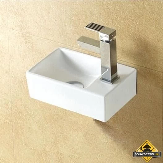 Keramische Fontein New Wonder Rechts Met Kraan En Afvoer